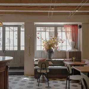 https://hotel-saint-paul-lyon-69005.hotels-rhonealpes.com