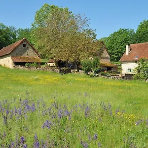 De Combarel Hébergement de vacances